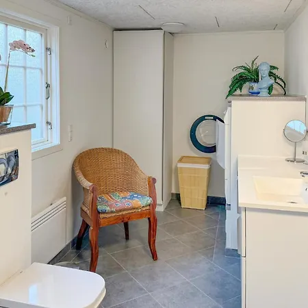 3 Bedroom Beautiful In * Oksbøl